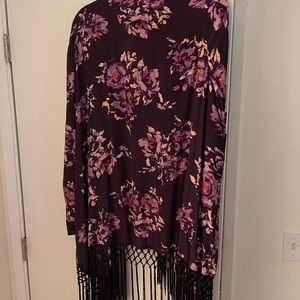 Torrid size 3 floral and fringe kimono